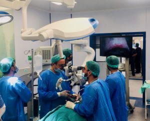 Dr. Waqas Mehdi performing Fully endoscopic lumbar discectomy surgery